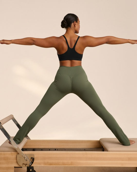 Serene Scrunch Leggings - Olive Green